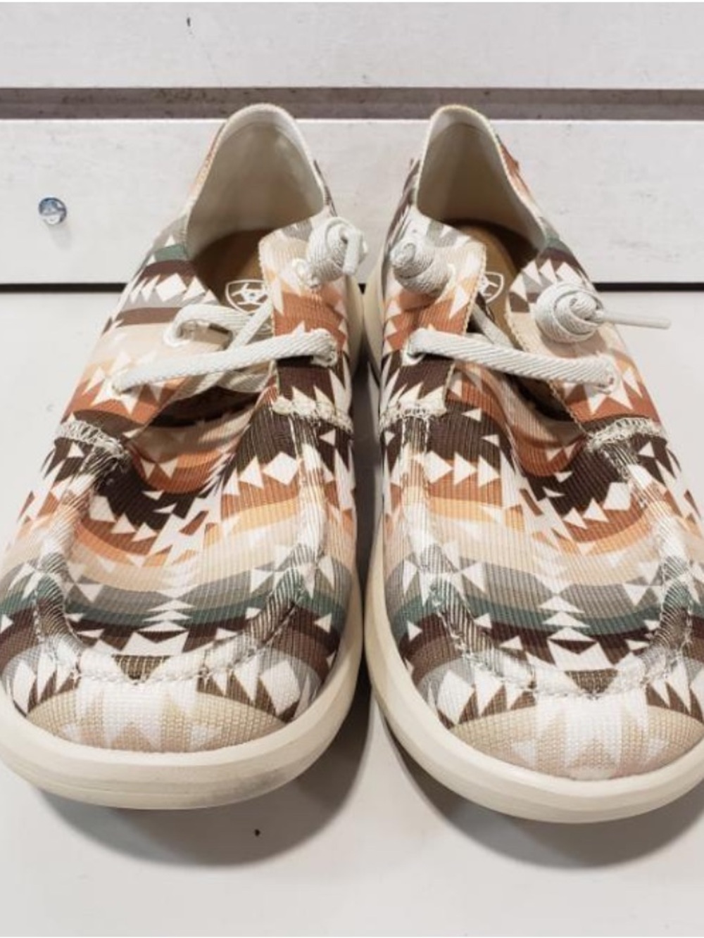 Ariat Women's Hilo Natural Southwest Canvas Slip Ons  Size 7.5 Style 10063829